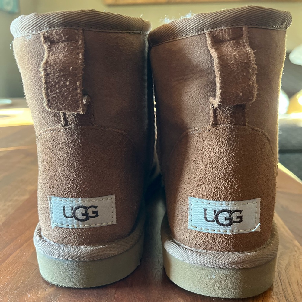 UGG Classic Mini- Chestnut